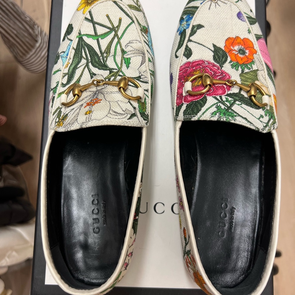 Gucci Women's Floral Loafers - With box! - Picture 2 of 8